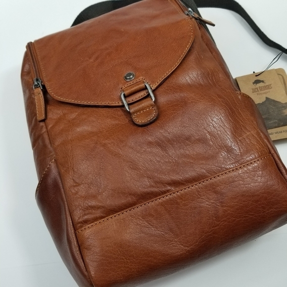 JACK GEORGES Voyager Convertable Crossbody/Backpack - Picture 5 of 12